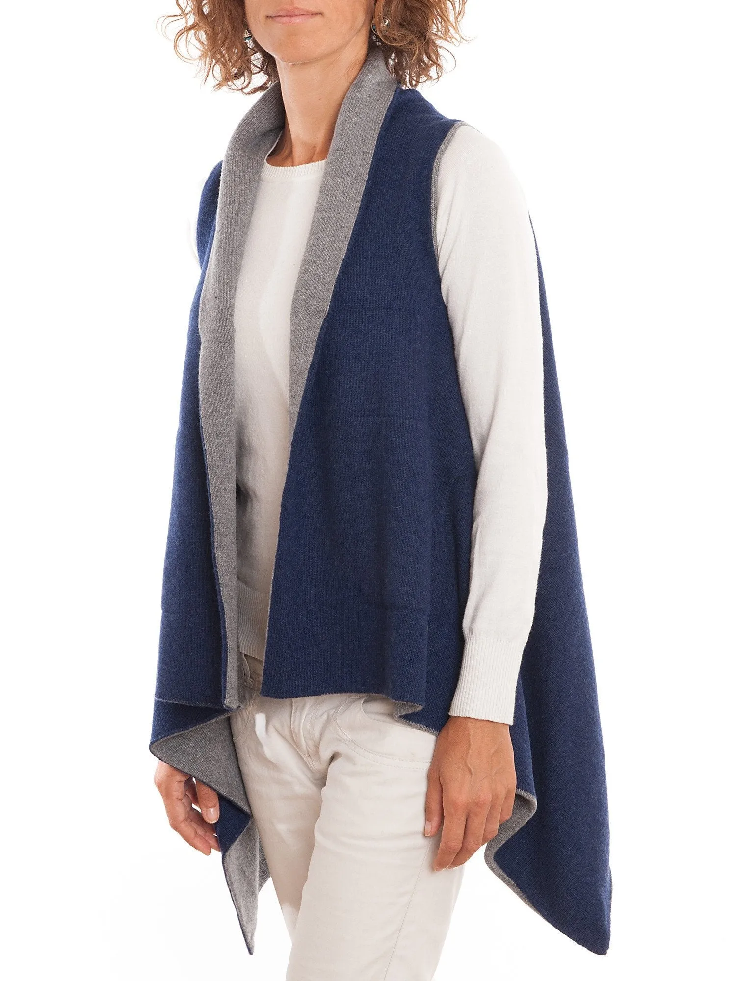 Cardigan smanicato bicolore misto cashmere