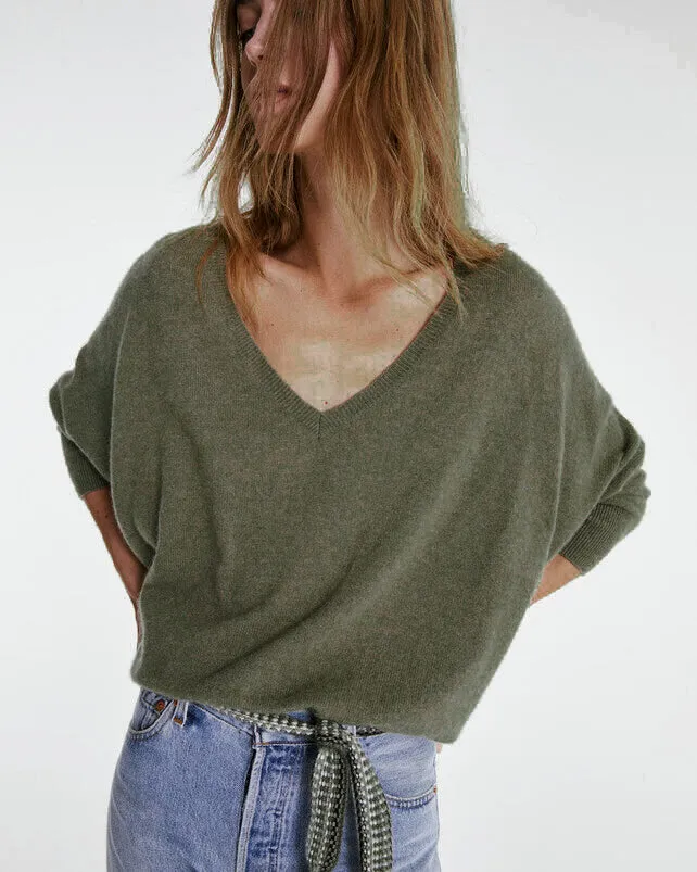 Kujten Minie Cashmere Oversized Sweater V neck 3/4 sleeve