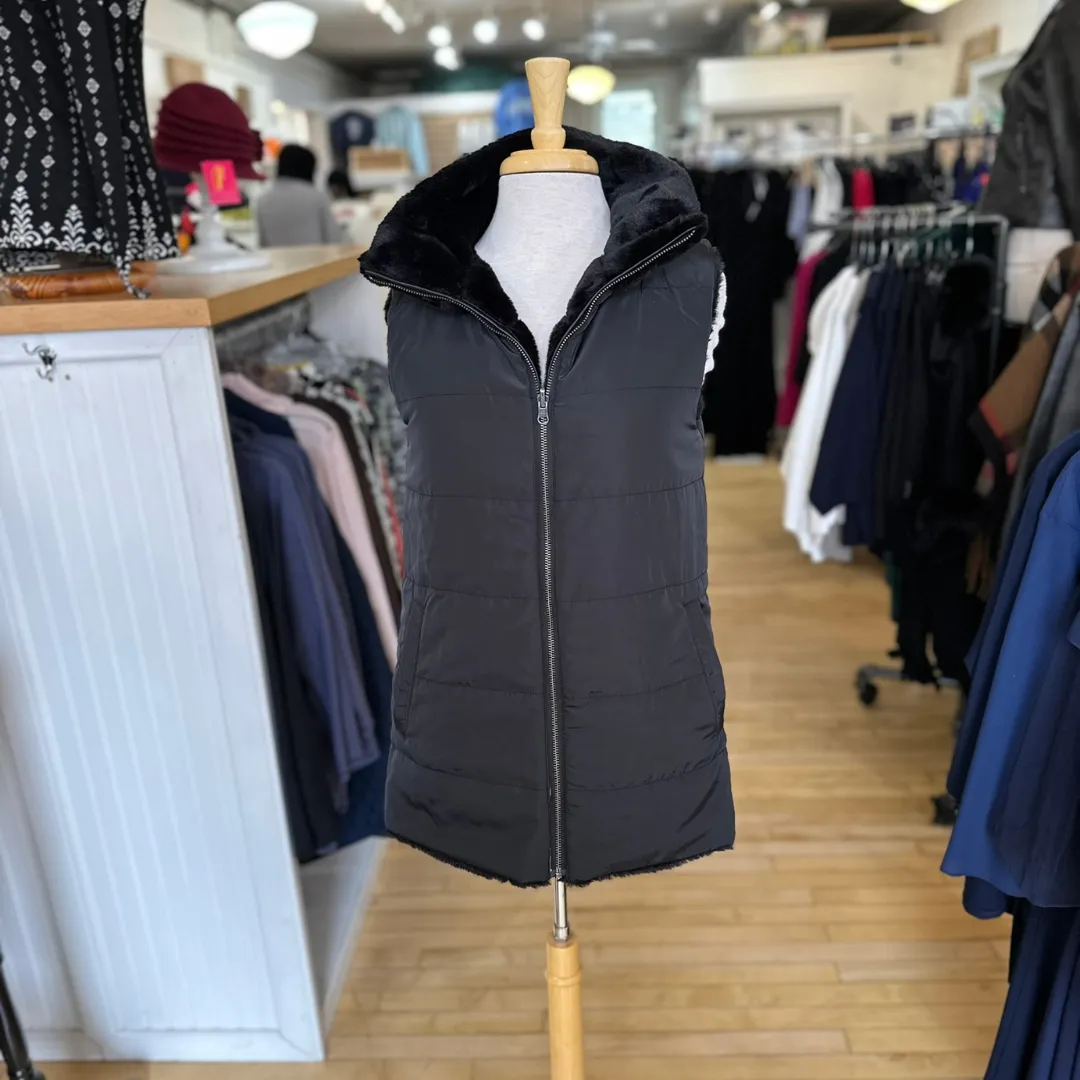 Long Reversible Vest