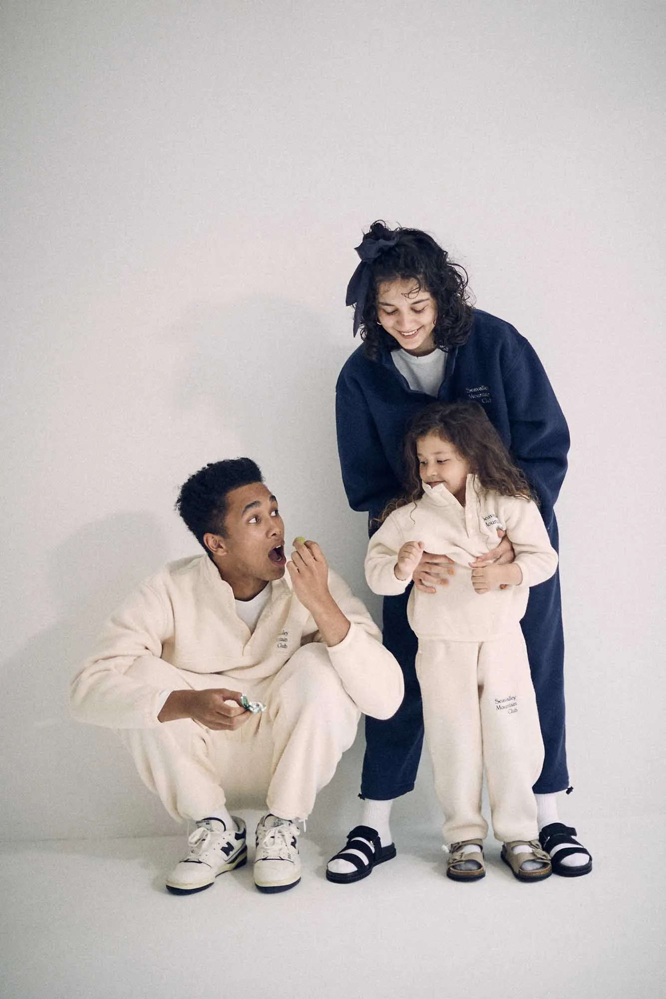 SEA CHIBI “Seavalley Mountain Club” FLEECE PANTS